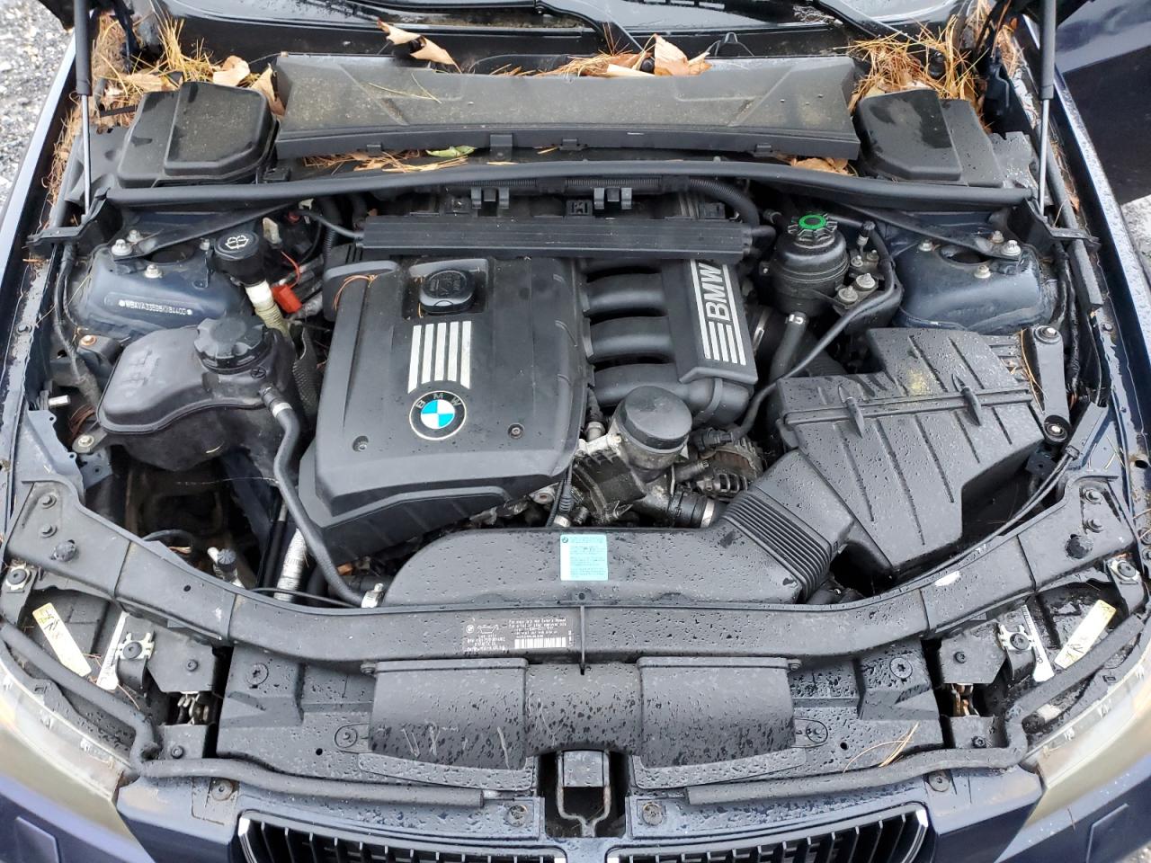 Фото: WBAVA33598KX84400