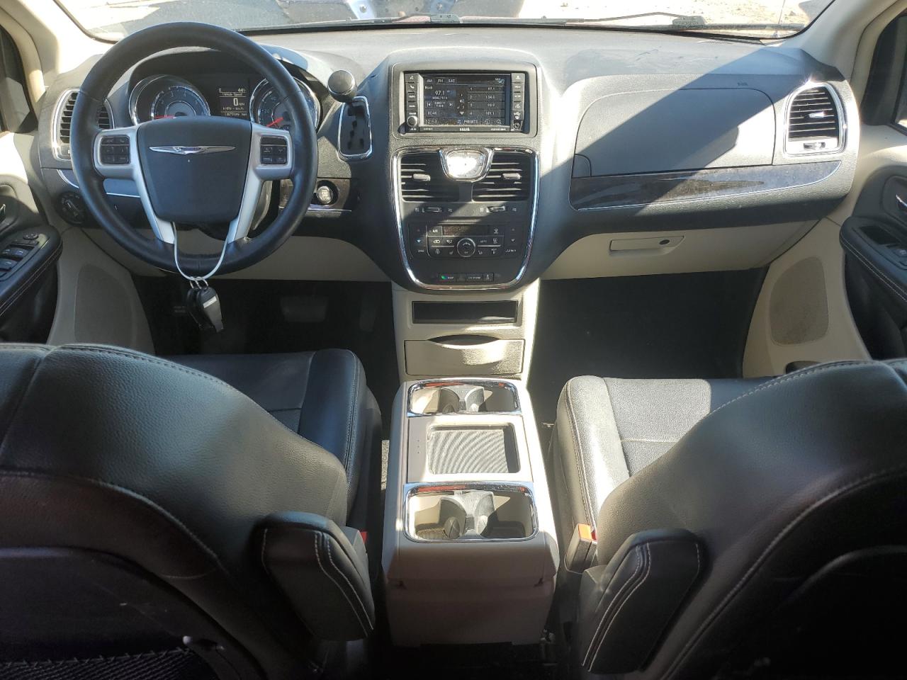 2014 Chrysler Town & Country Touring L VIN: 2C4RC1CG7ER224375 Lot: 81722275