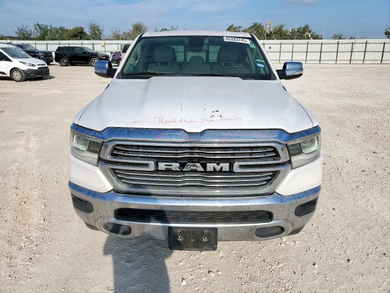  RAM 1500 2019 Белы