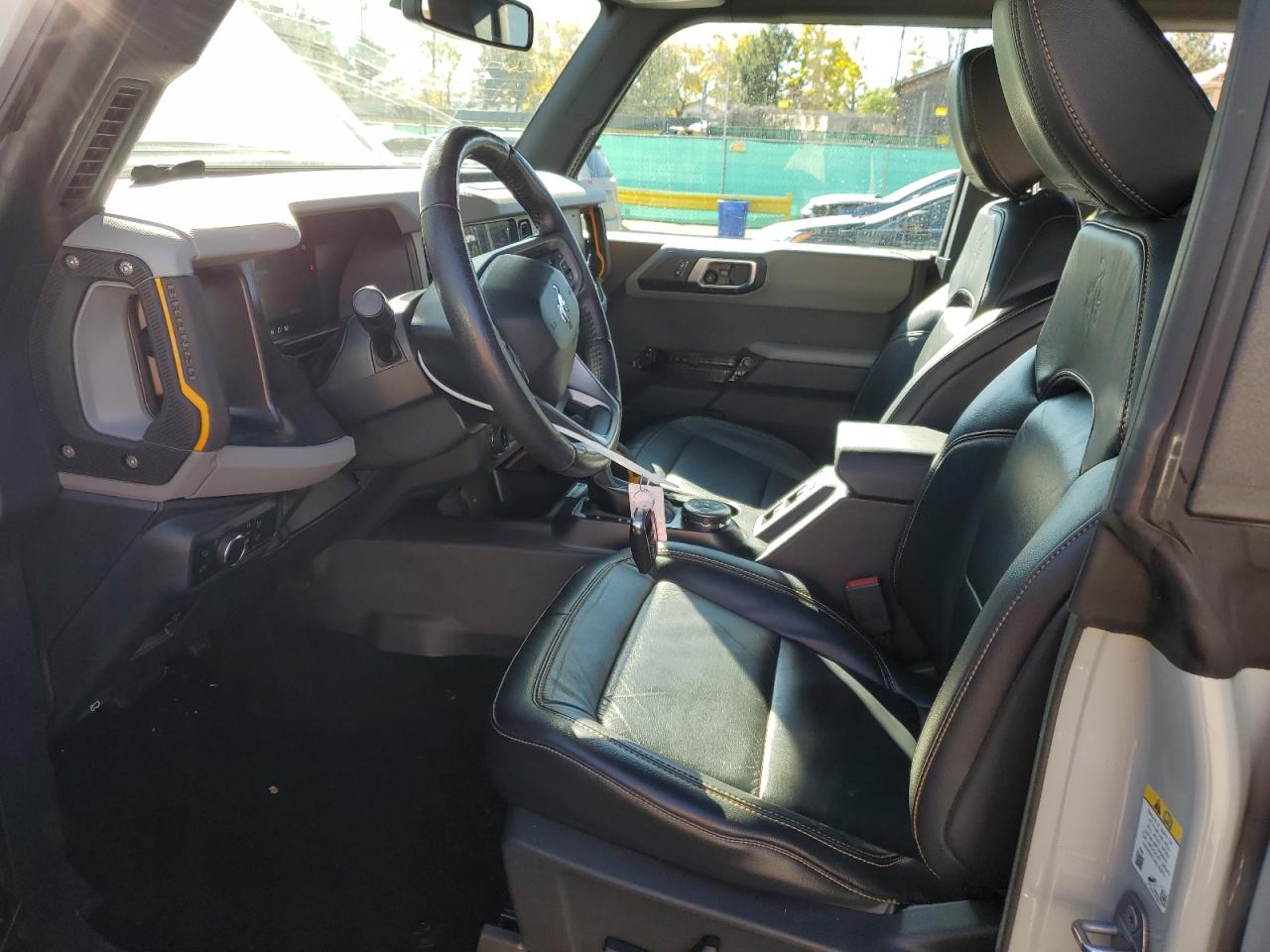 2022 Ford Bronco Base VIN: 1FMEE5DP0NLB03075 Lot: 89563105