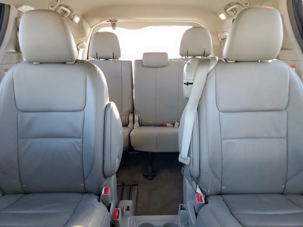 2015 Toyota Sienna Xle VIN: 5TDYK3DC4FS629981 Lot: 85315005