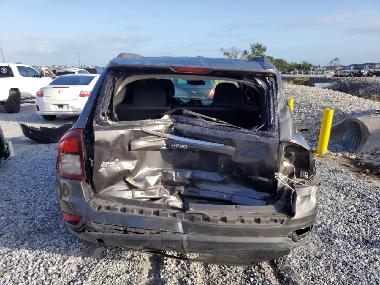 2015 Jeep Compass Sport VIN: 1C4NJDAB1FD100264 Lot: 82211605