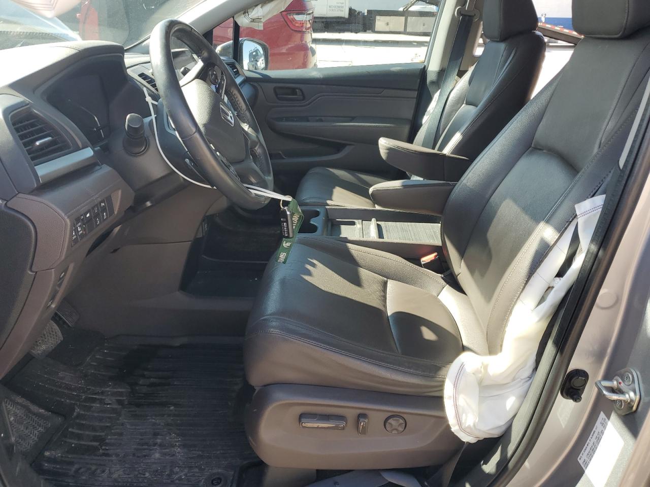 2019 Honda Odyssey Touring VIN: 5FNRL6H8XKB083758 Lot: 82373125