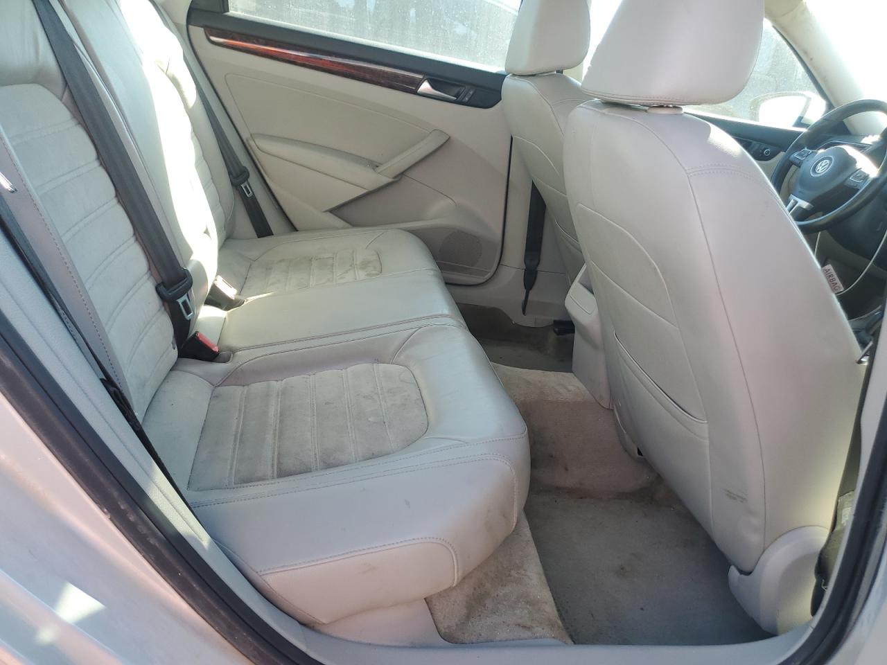 2012 Volkswagen Passat Sel VIN: 1VWCM7A35CC062416 Lot: 86262585