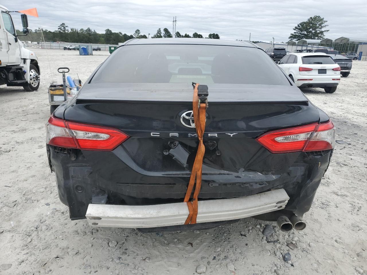 2018 Toyota Camry L VIN: JTNB11HK0J3025042 Lot: 85822745