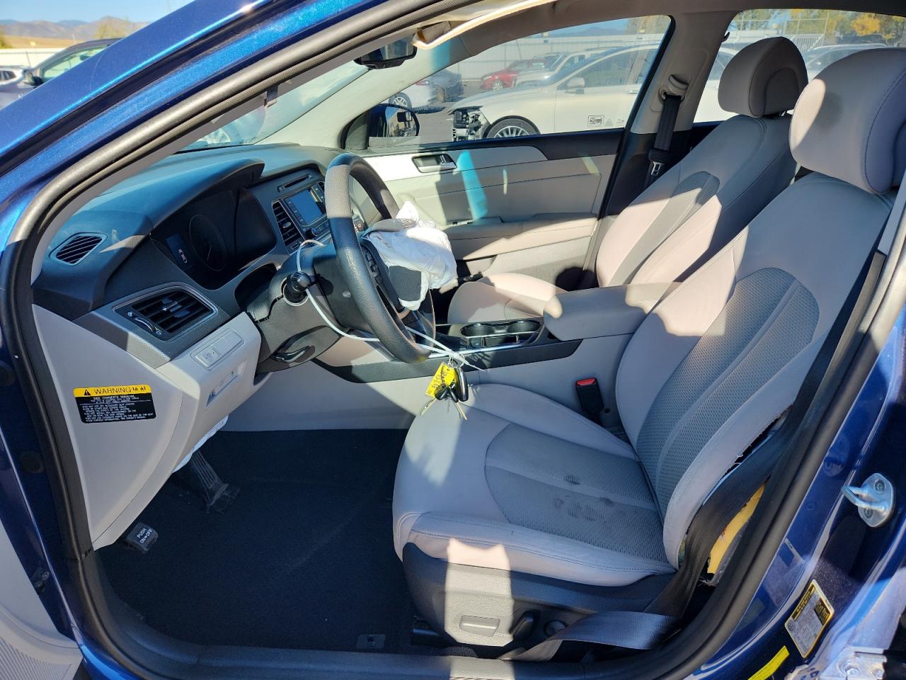 2015 Hyundai Sonata Se VIN: 5NPE24AF0FH209485 Lot: 82554325