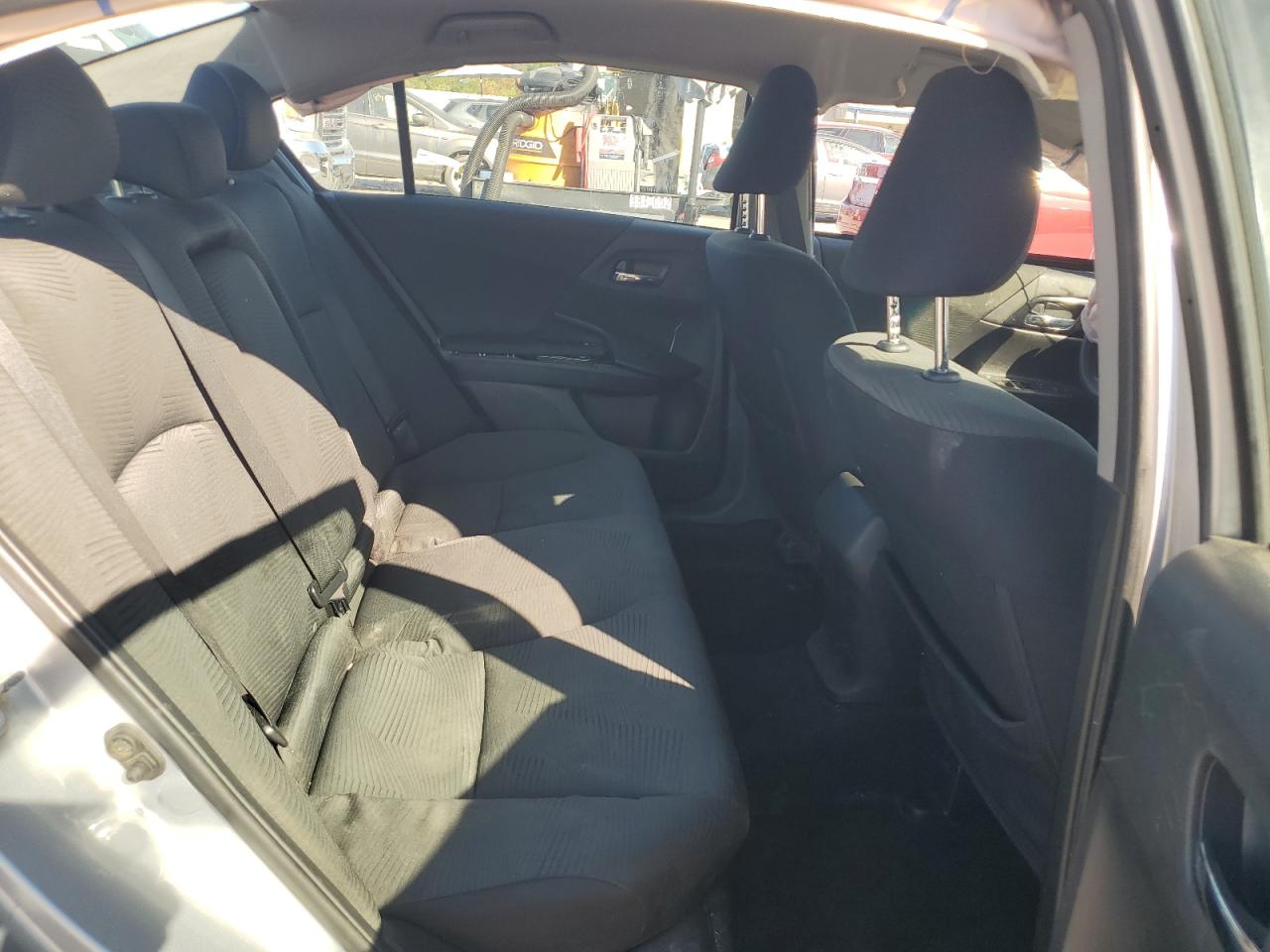 2017 Honda Accord Lx VIN: 1HGCR2F32HA003103 Lot: 84650555