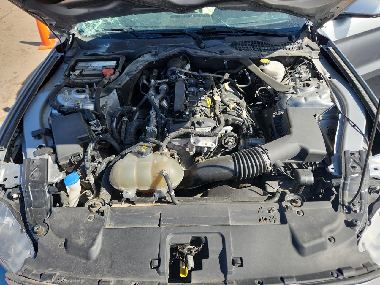 2021 Ford Mustang VIN: 1FATP8UH4M5105288 Lot: 86874675