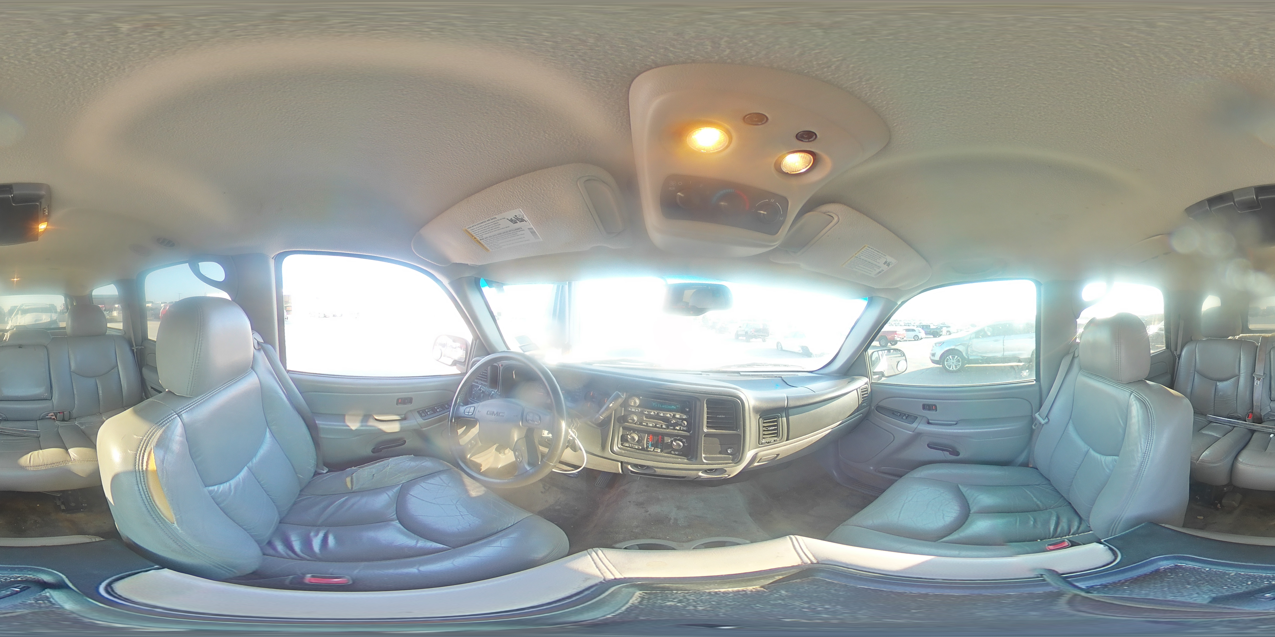 2004 GMC Yukon VIN: 1GKEC13Z54R237084 Lot: 81972575