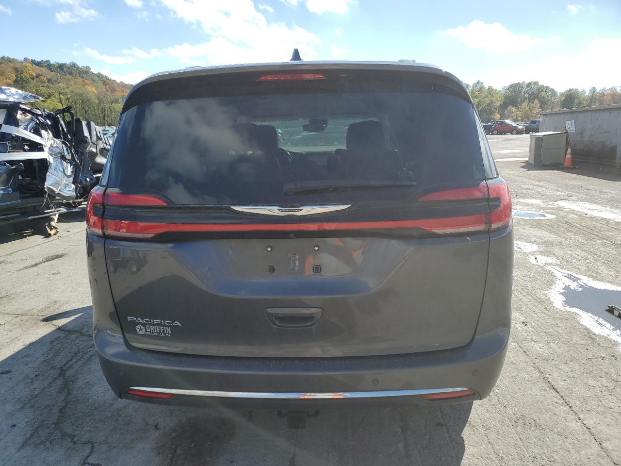 2021 Chrysler Pacifica Touring L VIN: 2C4RC1BG2MR500560 Lot: 86866675