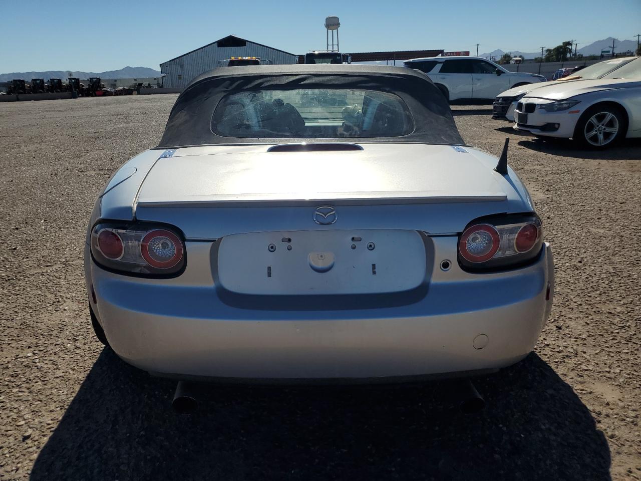 2008 Mazda Mx-5 Miata VIN: JM1NC25F980152411 Lot: 89853885