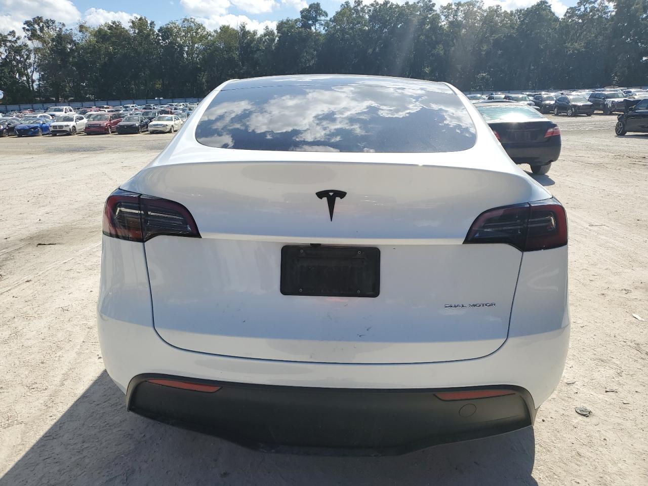 2025 Tesla Model Y VIN: 7SAYGDEE8SA342620 Lot: 82591535