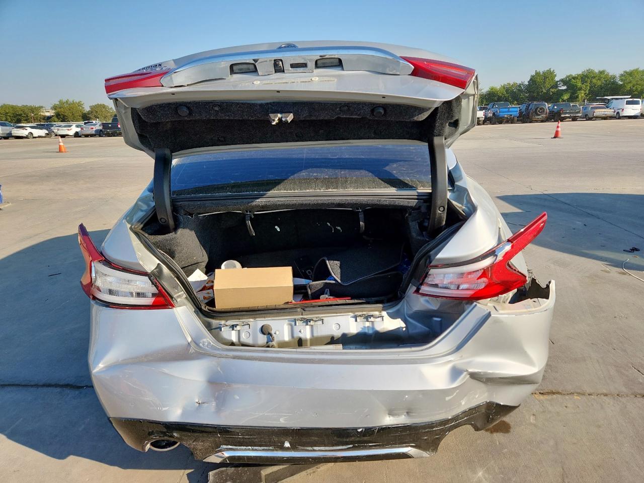 2017 Nissan Maxima 3.5S VIN: 1N4AA6AP3HC410629 Lot: 84302935