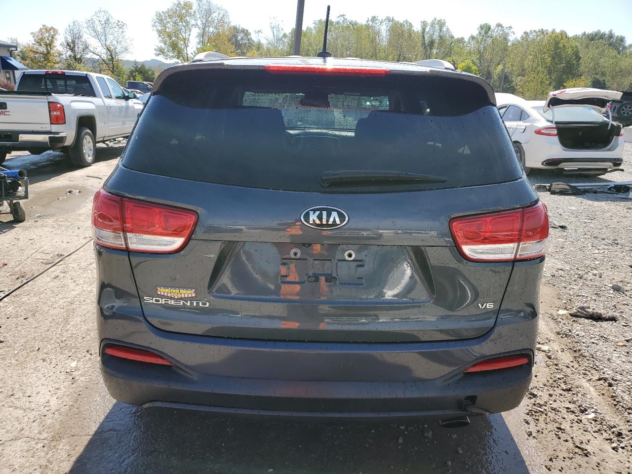 2017 Kia Sorento Lx VIN: 5XYPGDA57HG334351 Lot: 84790225
