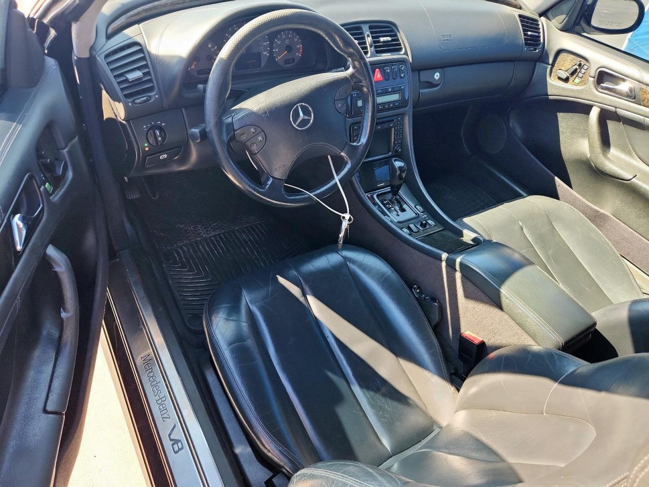 2002 Mercedes-Benz Clk 55 Amg VIN: WDBLK74G92T111587 Lot: 86278375