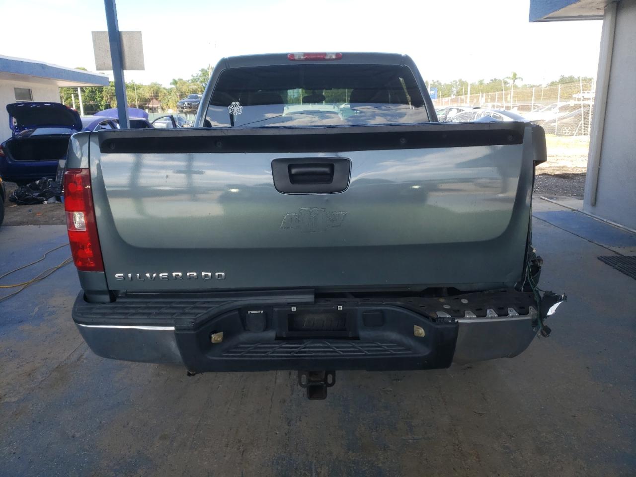 2008 Chevrolet Silverado C1500 VIN: 2GCEC19C681714331 Lot: 81887925