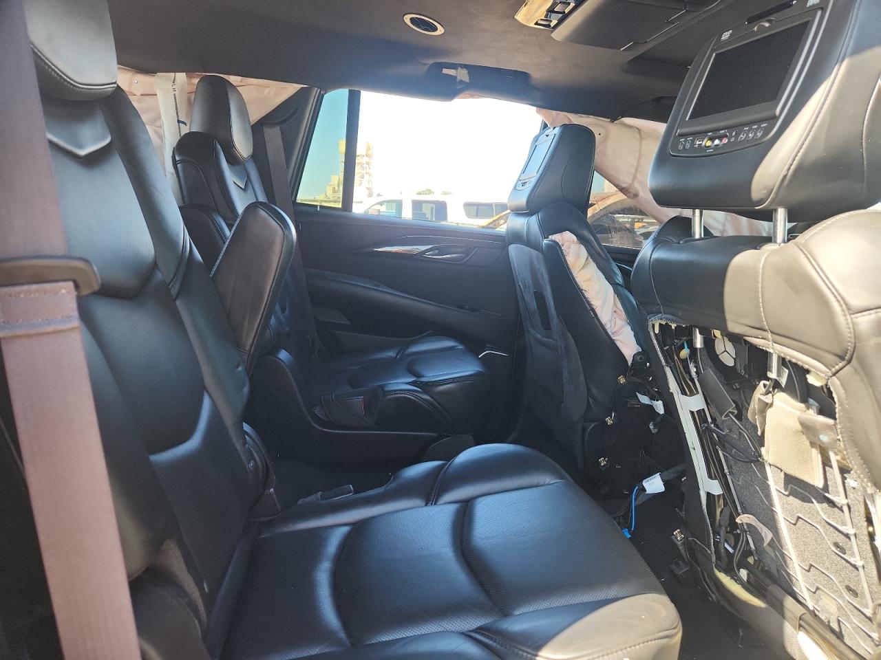 2017 Cadillac Escalade Platinum VIN: 1GYS3DKJ6HR335746 Lot: 87078475