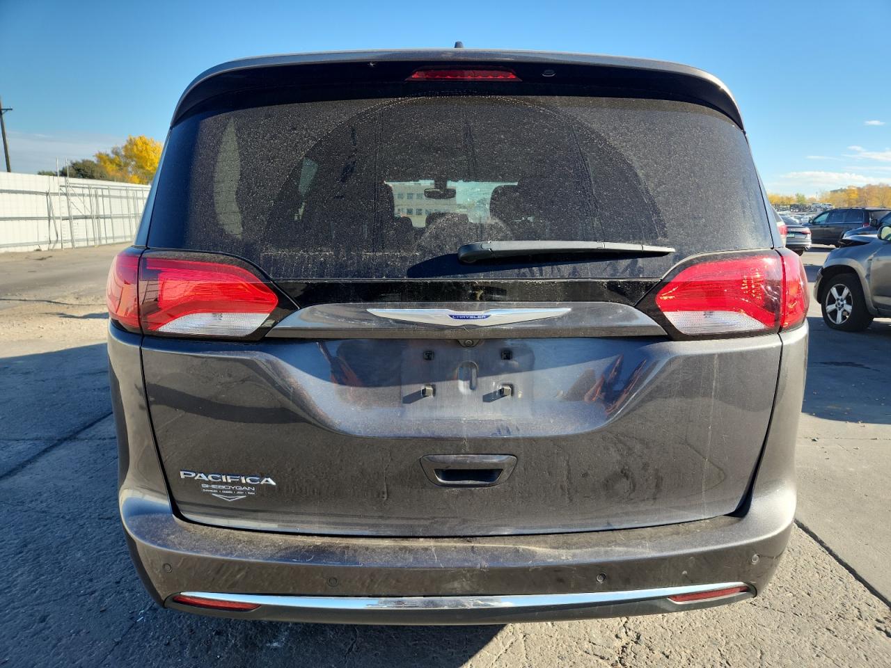 2019 Chrysler Pacifica Touring Plus VIN: 2C4RC1FGXKR526685 Lot: 82703105