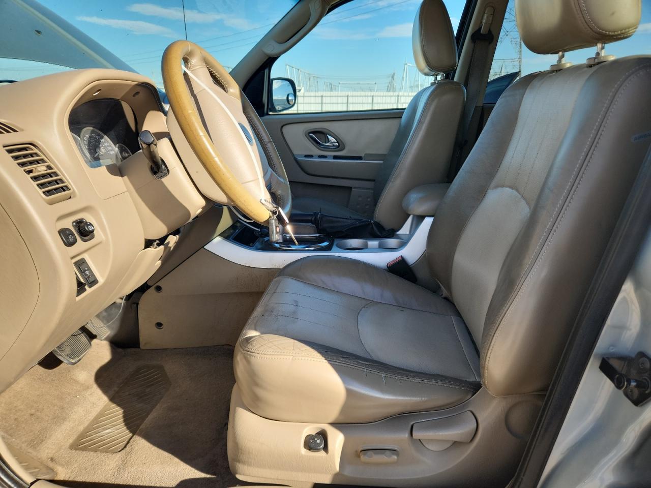 2005 Mercury Mariner VIN: 4M2CU57185DJ20555 Lot: 85885025