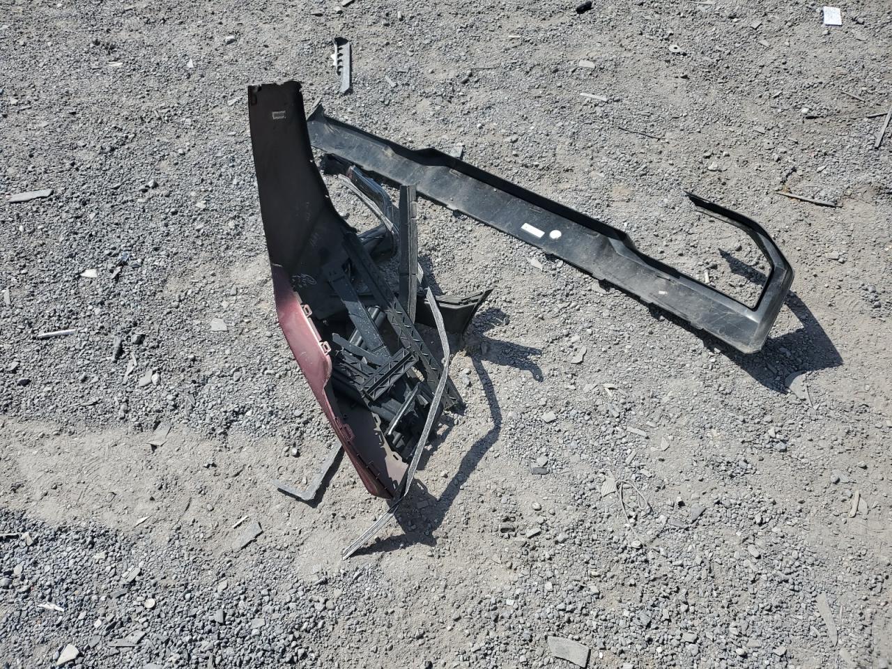 2018 Honda Clarity VIN: JHMZC5F19JC015977 Lot: 82006615