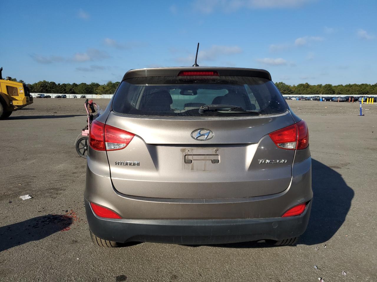 2011 Hyundai Tucson Gl VIN: KM8JT3AB1BU215939 Lot: 85272455