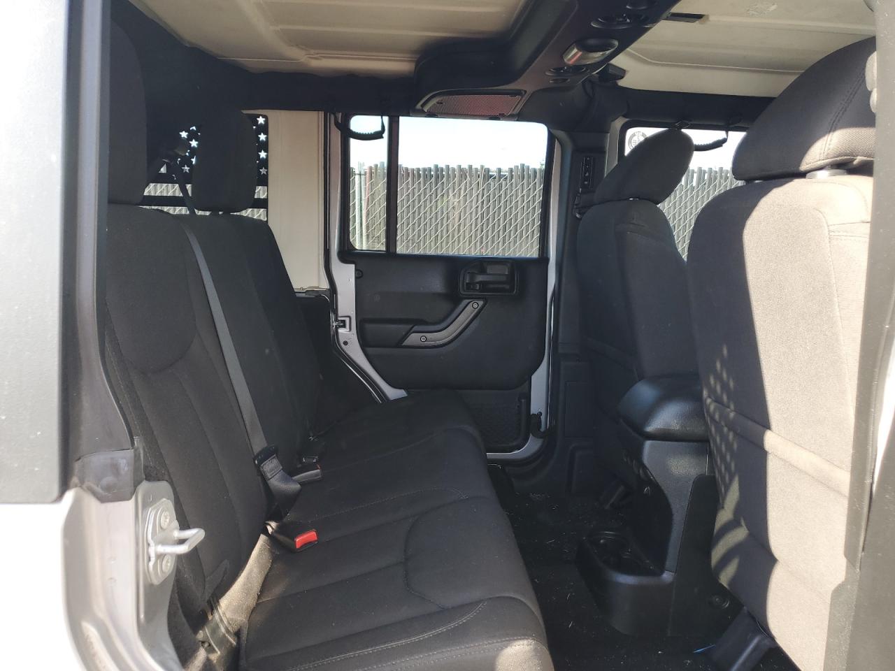 2016 Jeep Wrangler Unlimited Sport VIN: 1C4BJWDG5GL335215 Lot: 87022435