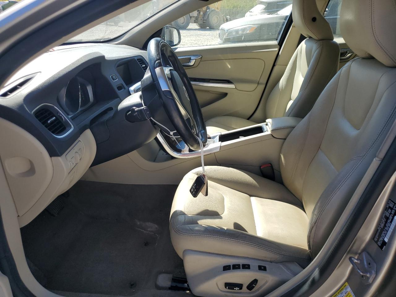 2015 Volvo V60 Premier+ VIN: YV1612SC0F1205728 Lot: 81897985