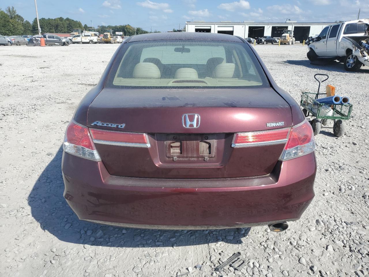 2011 Honda Accord Lxp VIN: 1HGCP2F46BA070776 Lot: 85077005