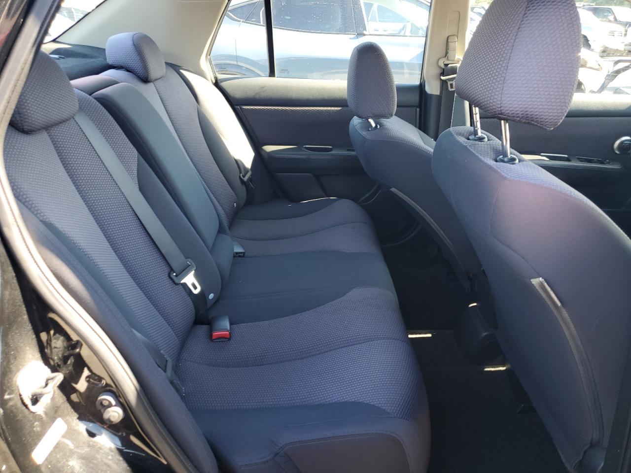 2007 Nissan Versa S VIN: 3N1BC11E17L413612 Lot: 85734035