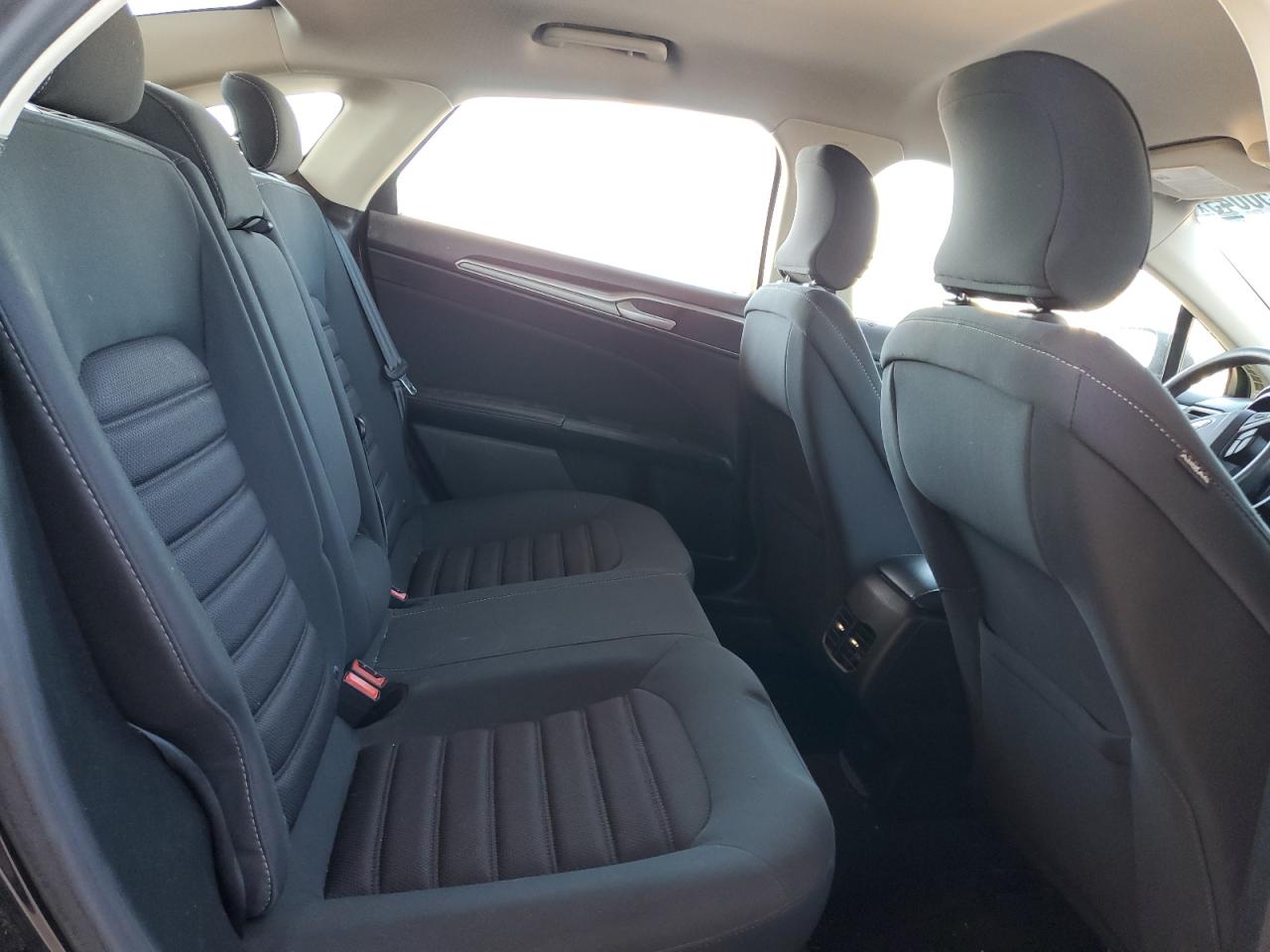 2019 Ford Fusion Se VIN: 3FA6P0HD8KR160231 Lot: 87250045