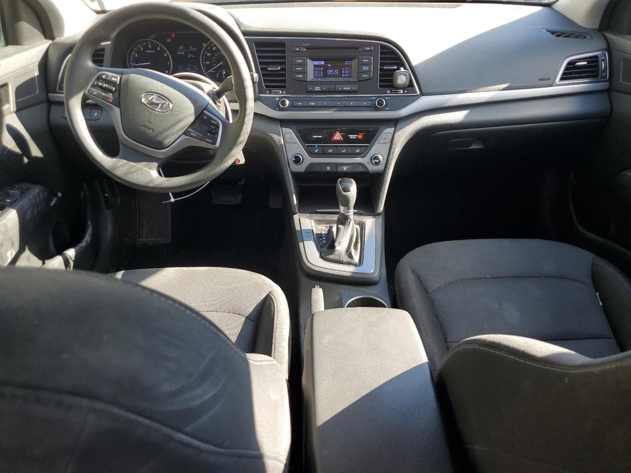 2018 Hyundai Elantra Se VIN: 5NPD74LF4JH280661 Lot: 82451625