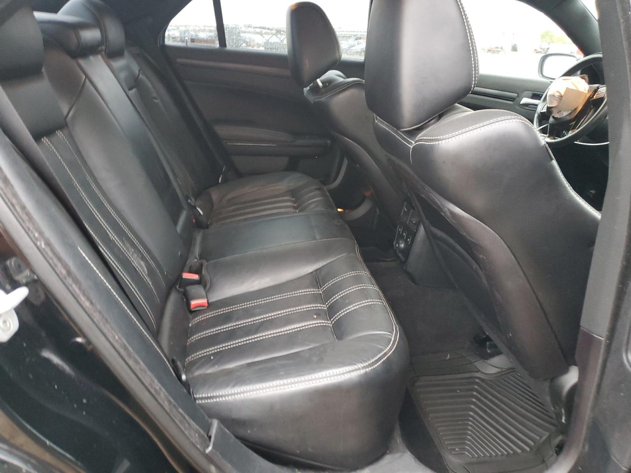 2013 Chrysler 300 S VIN: 2C3CCAGT6DH530280 Lot: 86811835