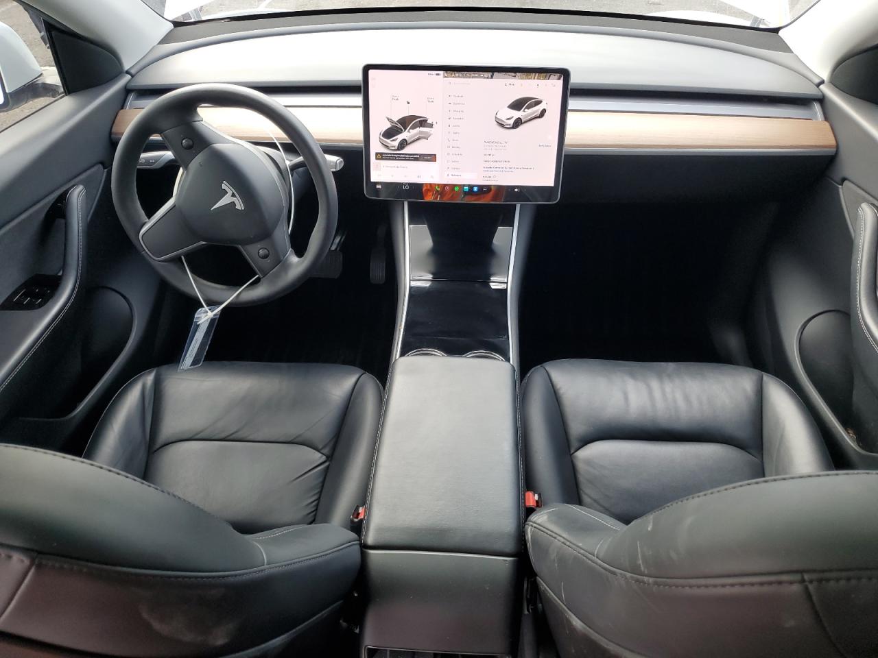 2020 Tesla Model Y VIN: 5YJYGDEE4LF015679 Lot: 84949365