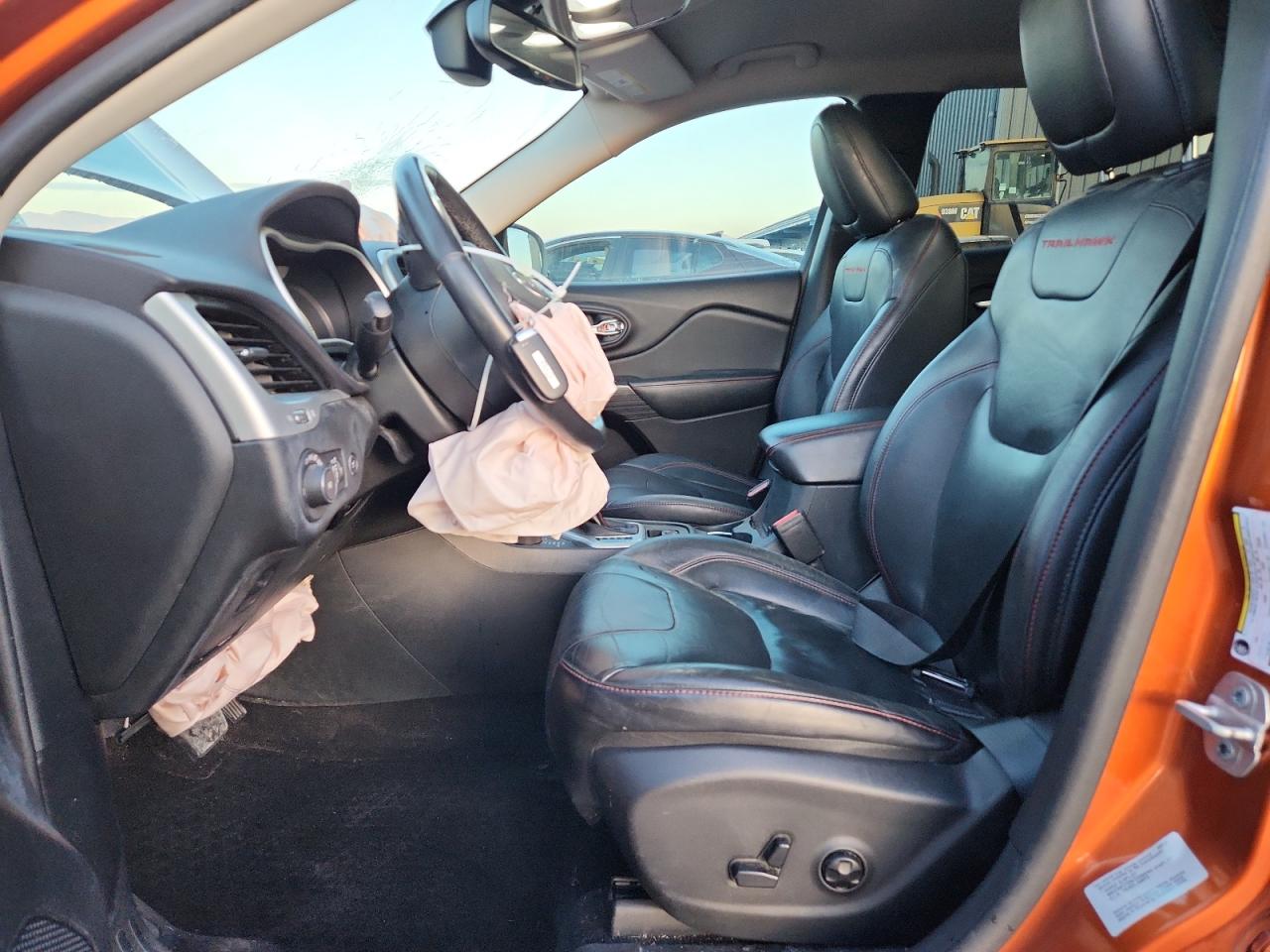 2015 Jeep Cherokee Trailhawk VIN: 1C4PJMBS2FW575451 Lot: 89872475