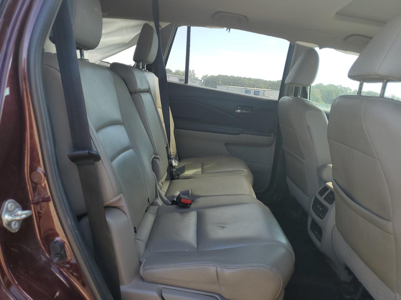 2017 Honda Pilot Exl VIN: 5FNYF6H58HB085588 Lot: 86327375