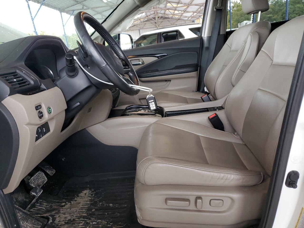 2019 Honda Pilot Touring VIN: 5FNYF5H98KB033740 Lot: 90401525