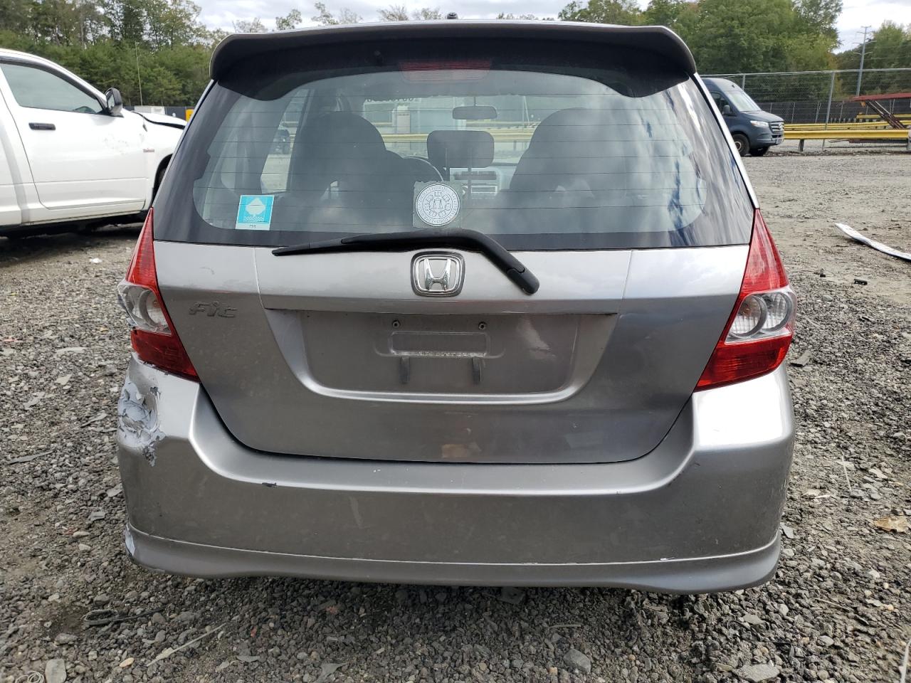 2007 Honda Fit S VIN: JHMGD38657S011926 Lot: 86159875