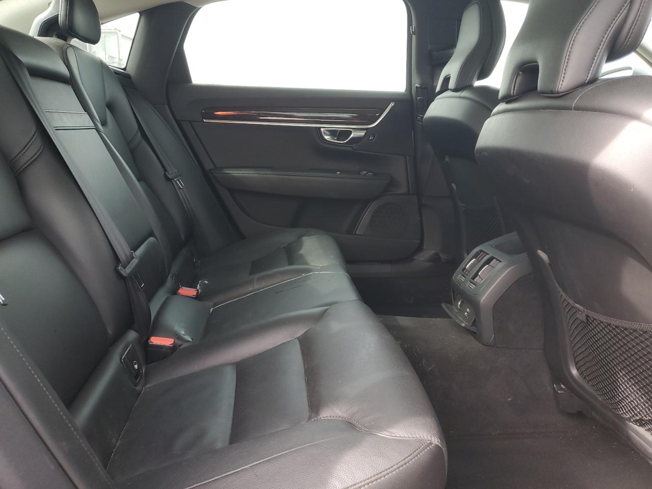 2019 Volvo S90 T5 Momentum VIN: LVY102AK7KP111065 Lot: 82751015