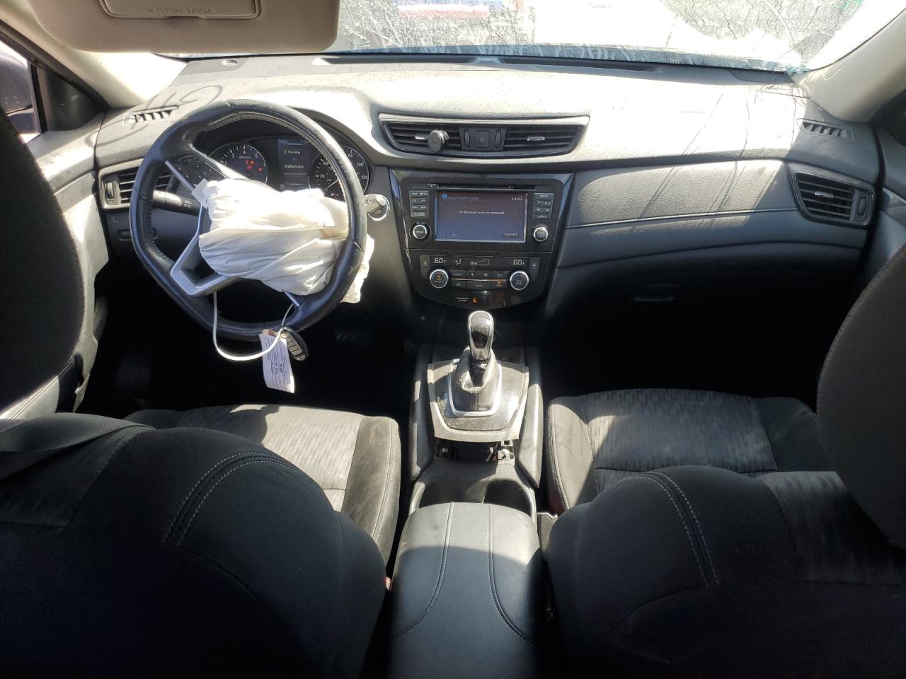 2017 Nissan Rogue S VIN: KNMAT2MT4HP617173 Lot: 84923095