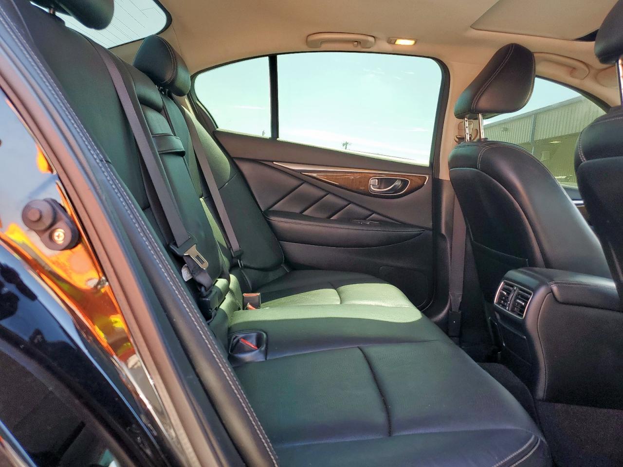 2014 Infiniti Q50 Base VIN: JN1BV7AP5EM684772 Lot: 85572665