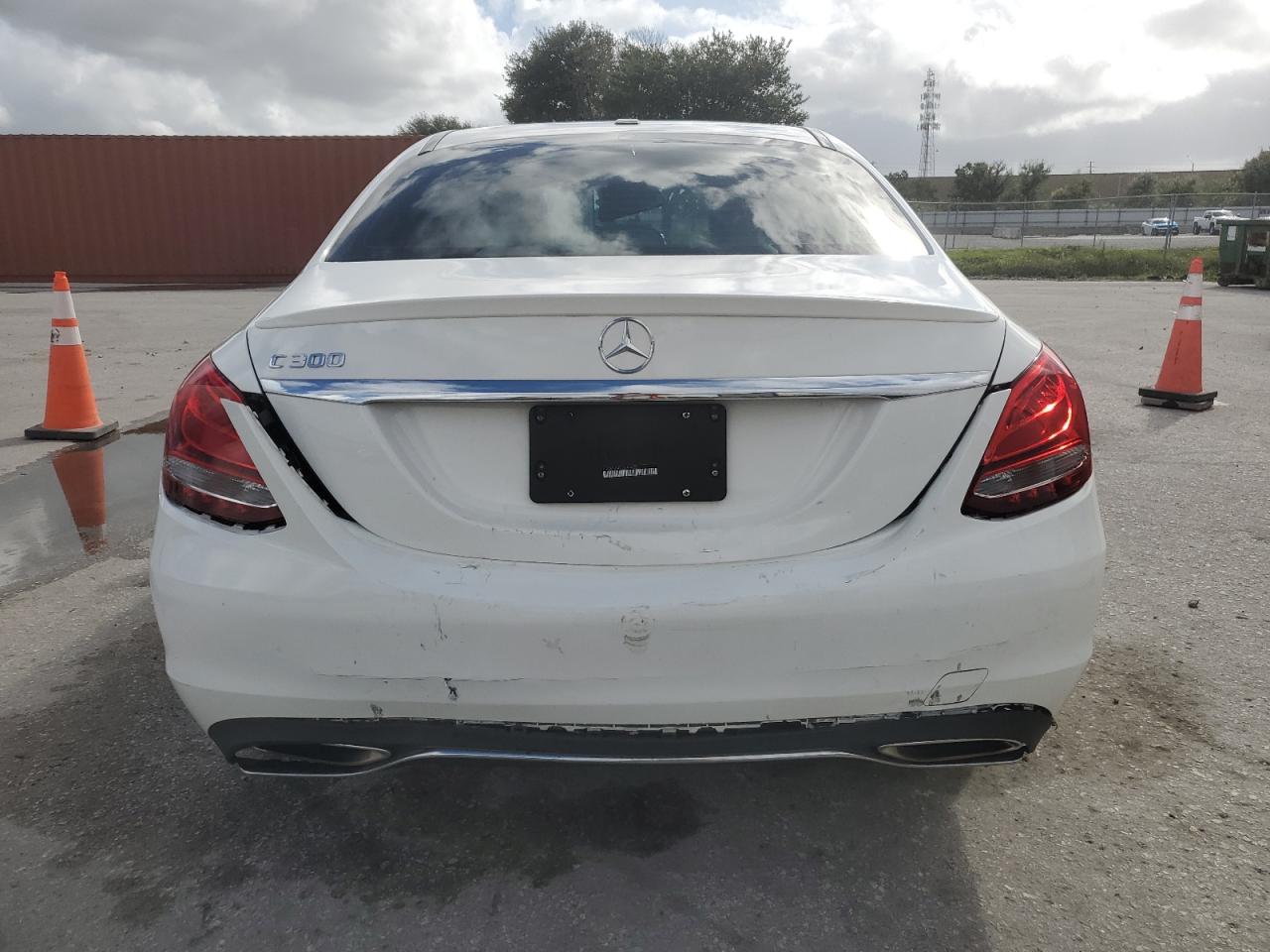 2018 Mercedes-Benz C 300 VIN: 55SWF4JB0JU259458 Lot: 84064045