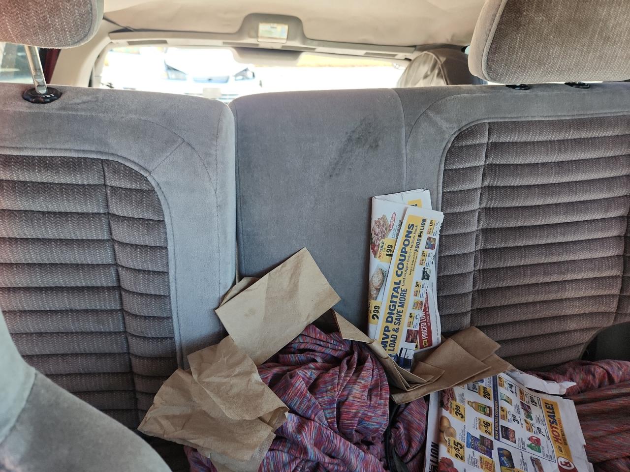 1995 Jeep Grand Cherokee Laredo VIN: 1J4GZ58Y3SC750824 Lot: 82653165