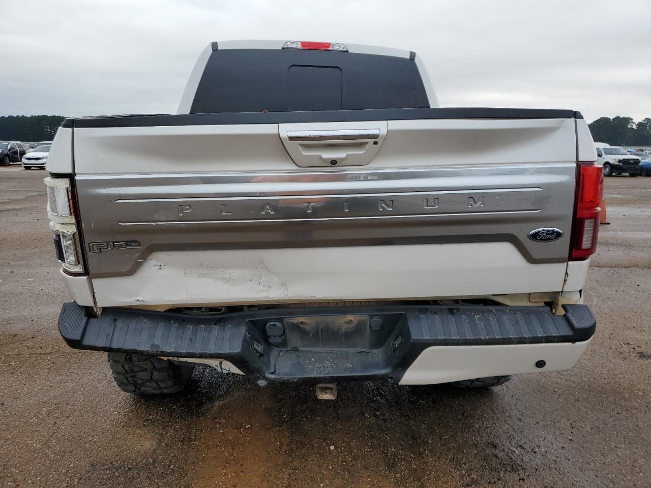 2018 Ford F150 Supercrew VIN: 1FTEW1E52JFD60352 Lot: 89443425