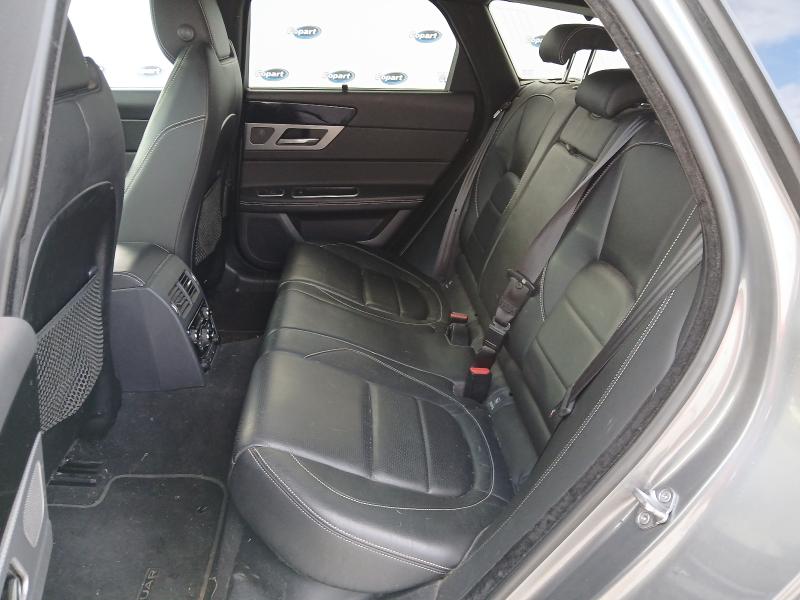 2018 JAGUAR XF 2.0D [240] R-SPORT 5DR AUTO AWD