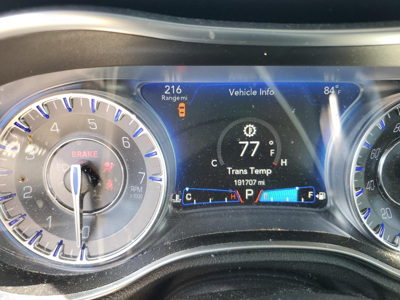 2016 Chrysler 300 Limited VIN: 2C3CCAAG1GH208002 Lot: 86177985