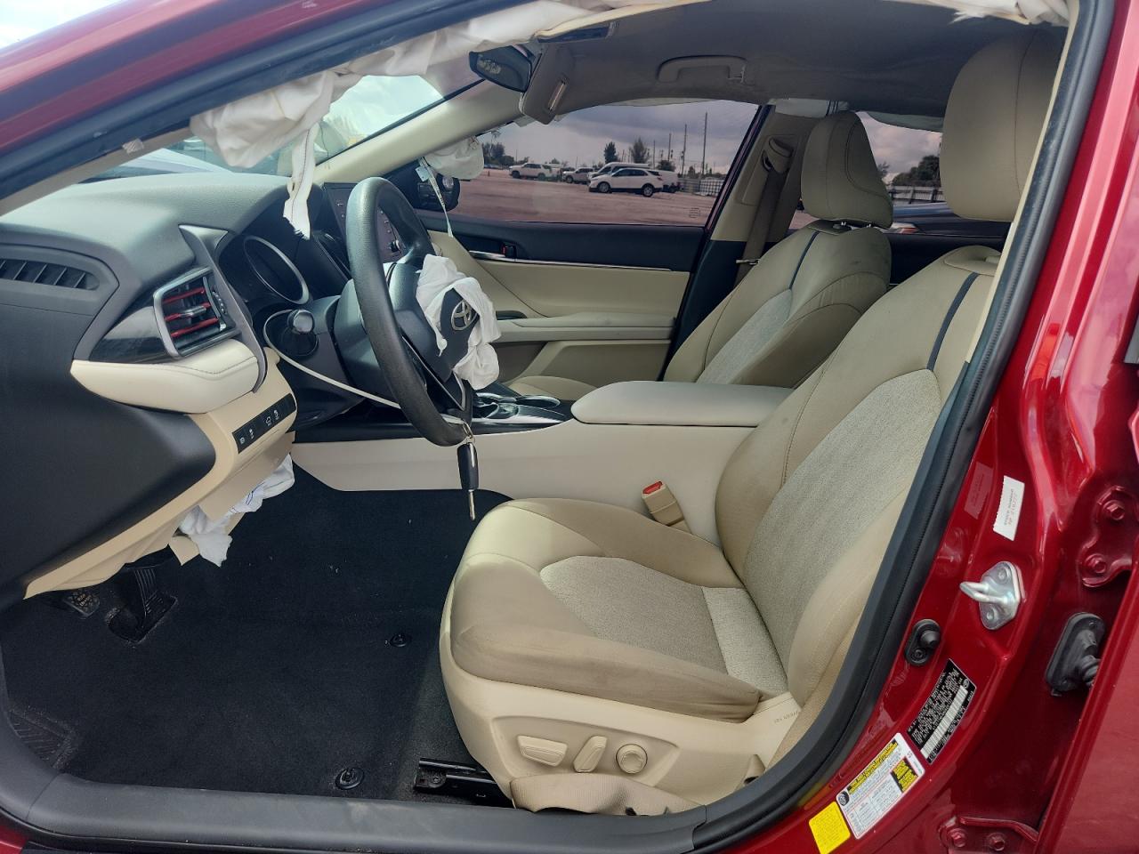 2021 Toyota Camry Le VIN: 4T1C11AKXMU600132 Lot: 85155995