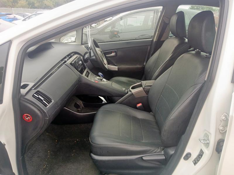 2014 TOYOTA PRIUS HYBRID 