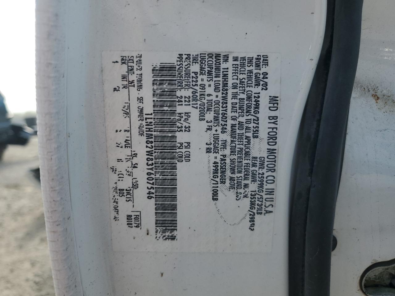 2003 Lincoln Town Car Signature VIN: 1LNHM82W83Y607546 Lot: 84876025