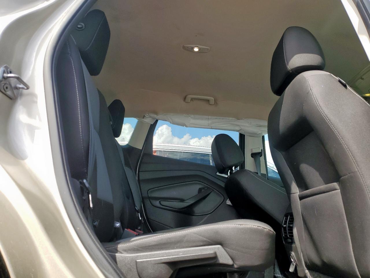 2017 Ford Escape Se VIN: 1FMCU0GDXHUC78687 Lot: 85004825