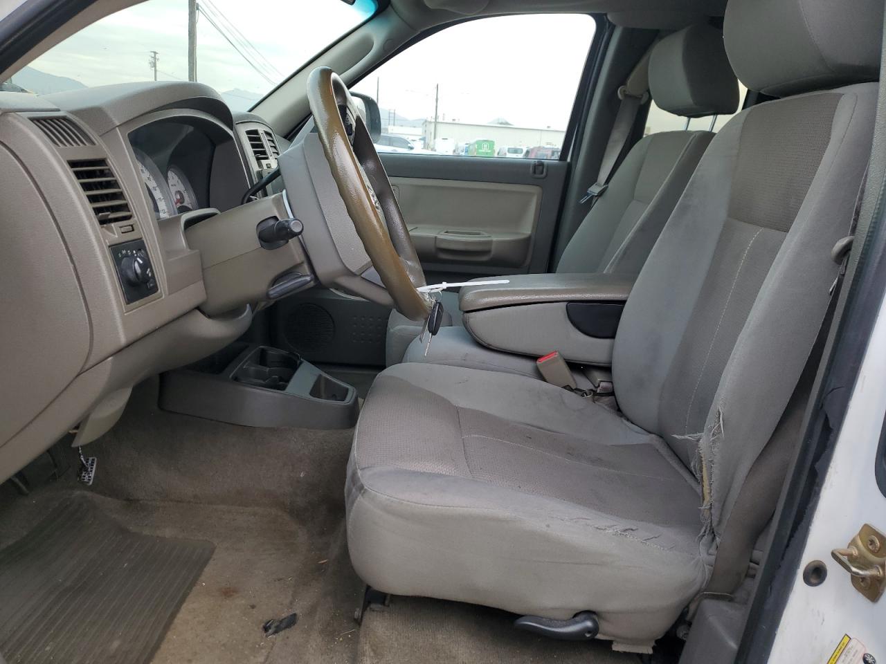 2005 Dodge Dakota Slt VIN: 1D7HE42N85S134437 Lot: 86133255